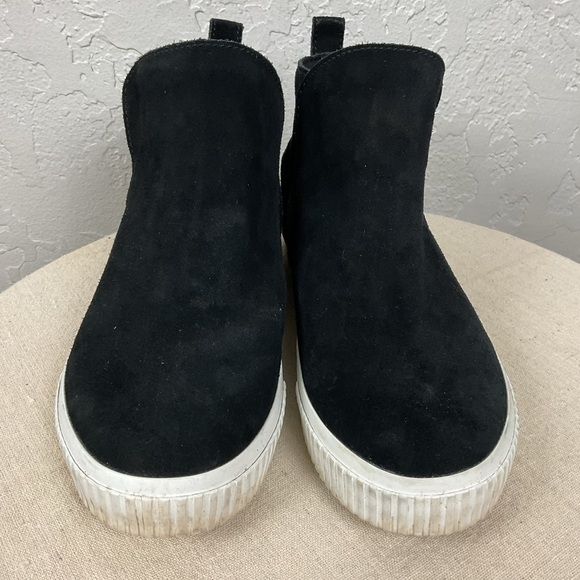 Women’s Timberland Skyla Bay Black Suede Pull On Ankle Boots Size 7.5 - Picture 2 of 9